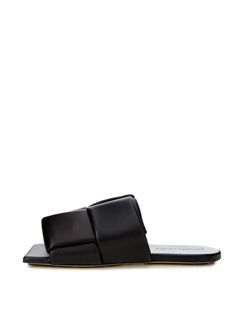 Bottega Veneta Black Leather Maxi Intreccio Slipper