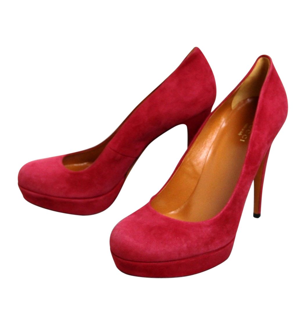 Gucci Gucci Women's Raspberry Suede Platform Pump Shoes