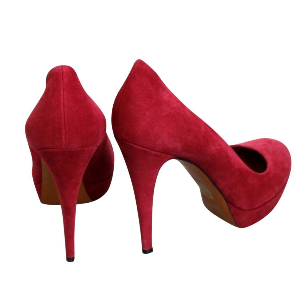 Gucci Gucci Women's Raspberry Suede Platform Pump Shoes